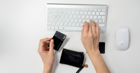 Protect yourself and know your rights when you shop online